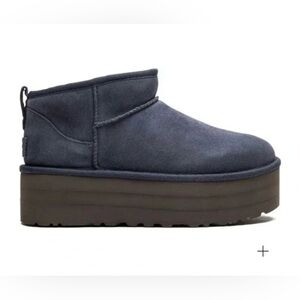 UGG Ultra Mini Platform in Eve Blue